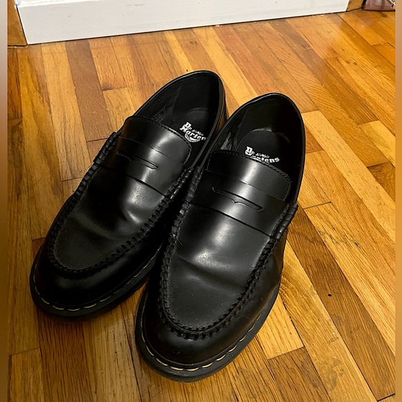Doc Martens size 11 mens Penton Smooth leather Loafers no box - Picture 1 of 8